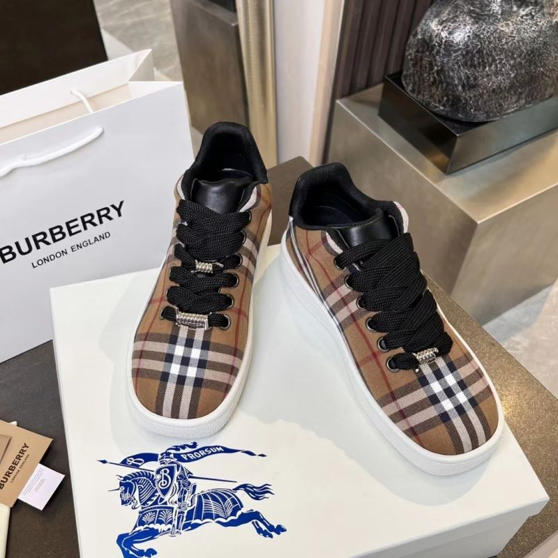 Burberry Low Shoes